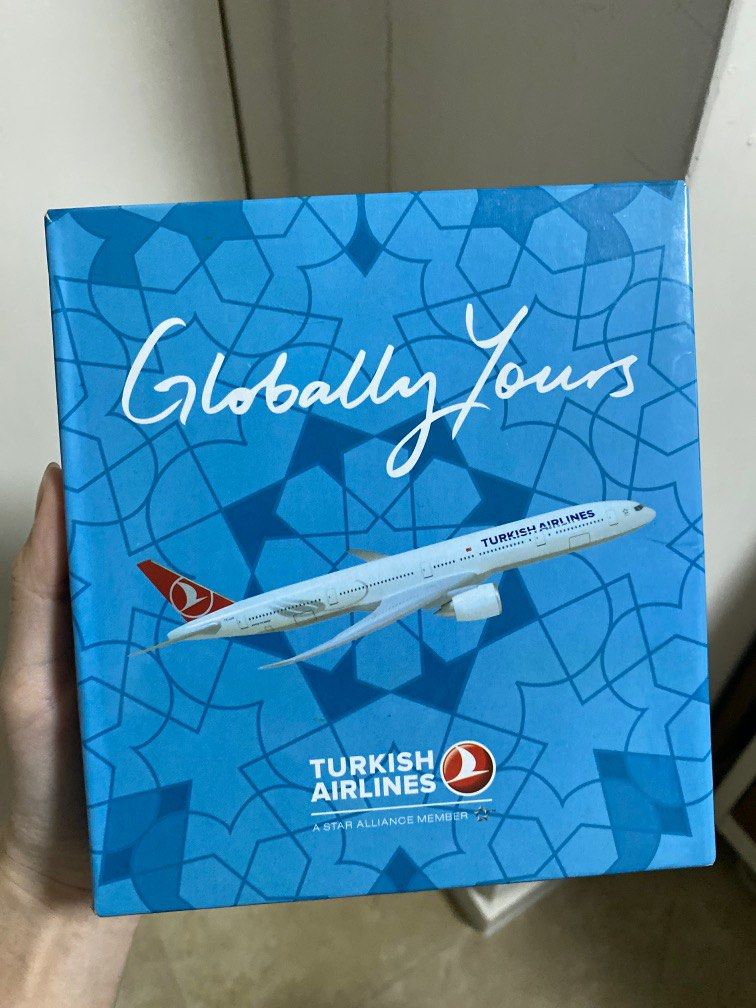 turkish airlines logo globally yours