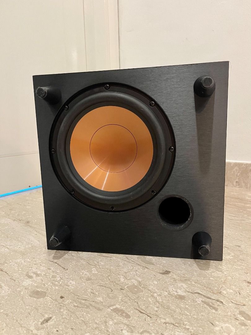 Ultimate Klipsch Bundle! R15PM (powered) Bookshelf Speakers, Reference