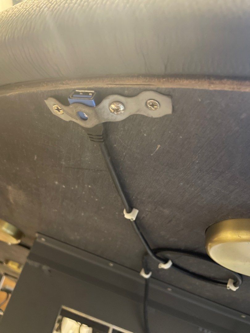 USB port installation for poker tables, Hobbies & Toys, Toys & Games on