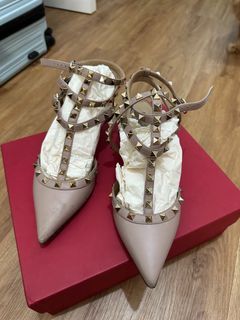Valentino rockstud  heels