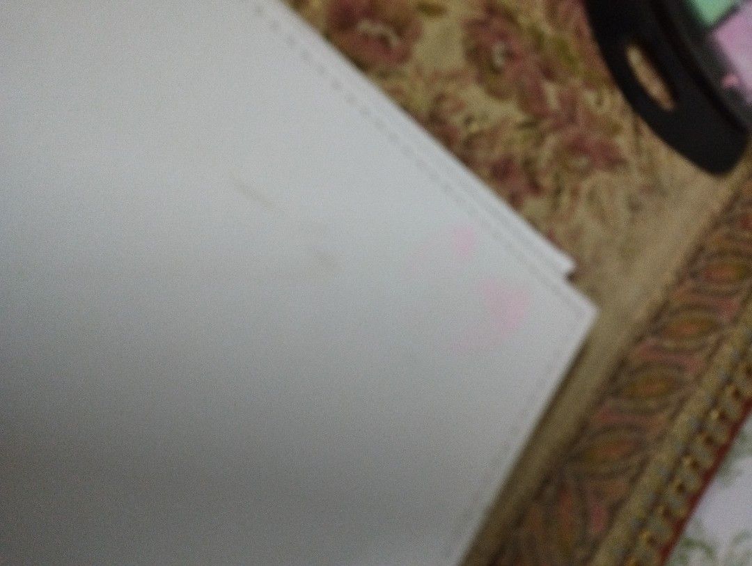 Wedding Album (Category: Frames & Pictures) located in Caloocan City. Submitted by chonadura91470 (Listing ID 1212806696, Image 3). Description: brandnew wedding album without box with a light pink stain at the back.