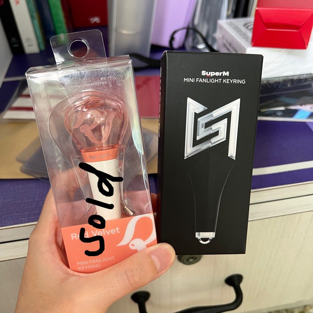 Red velvet keyring sale