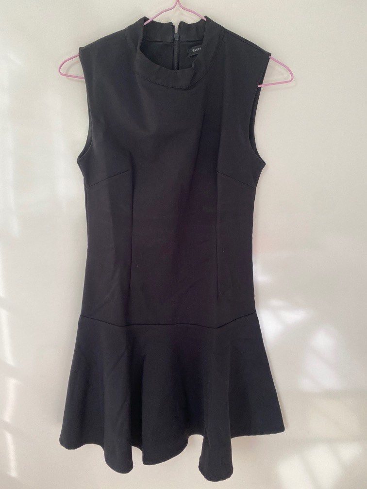 ZARA WOMAN Black Dress, Women's Fashion, Dresses & Sets, Dresses on Carousell ZARA WOMAN Black Dress, Women's Fashion, Dresses & Sets, Dresses on Carousell