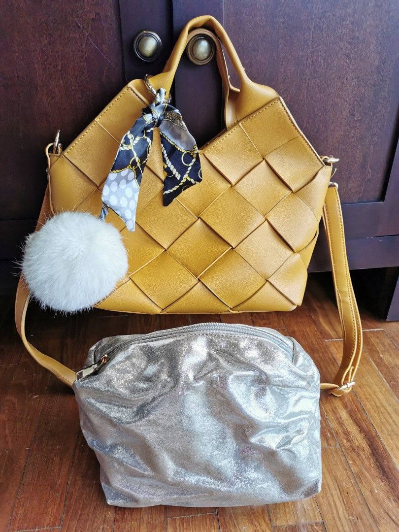 2 in 1 Woven bag with pom pom