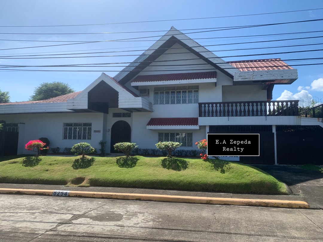 4BR house and lot for sale in Marcelo Green Village, Property, For Sale
