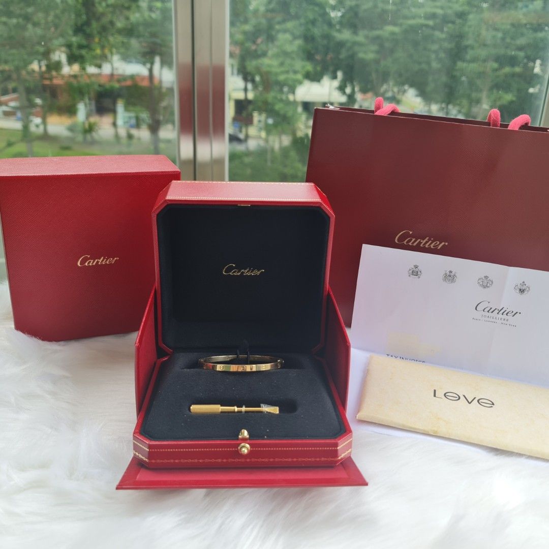 Cartier small love best sale bracelet review