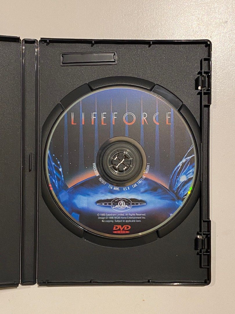 宇宙天魔 Lifeforce DVD 八十年代經典科幻電影, 興趣及遊戲, 音樂、樂器 & 配件, 音樂與媒體 - CD 及 DVD ...