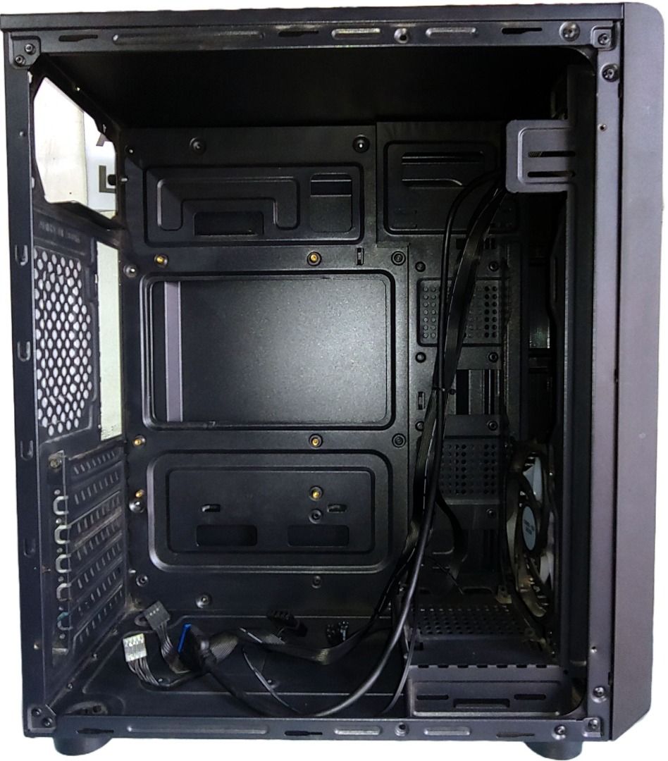 Aerocool Tomahawk A | mid tower case, Computers & Tech, Parts ...