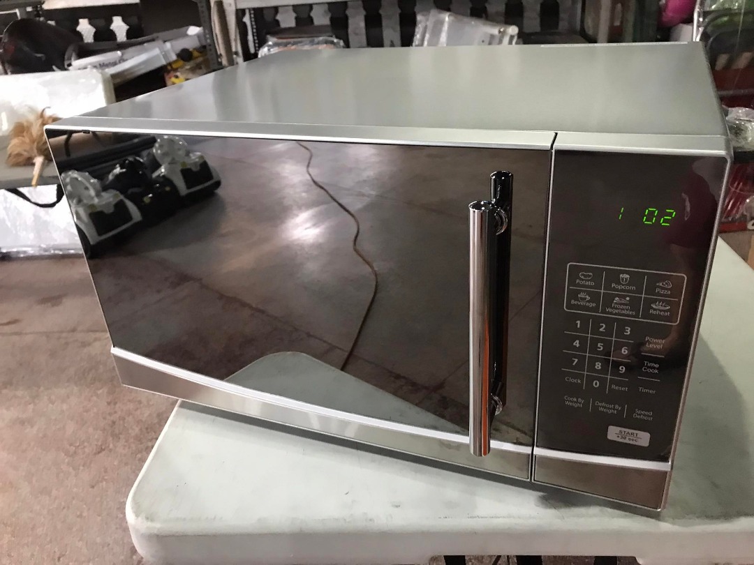 Anko 34 Litres Microwave Oven with Handle, TV & Home Appliances