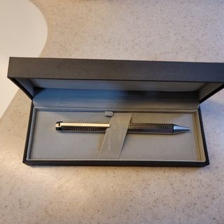（分類：）位於 。 由 alexhp2222 提交（商品編號 1214448116，圖片 1）。簡介： 。