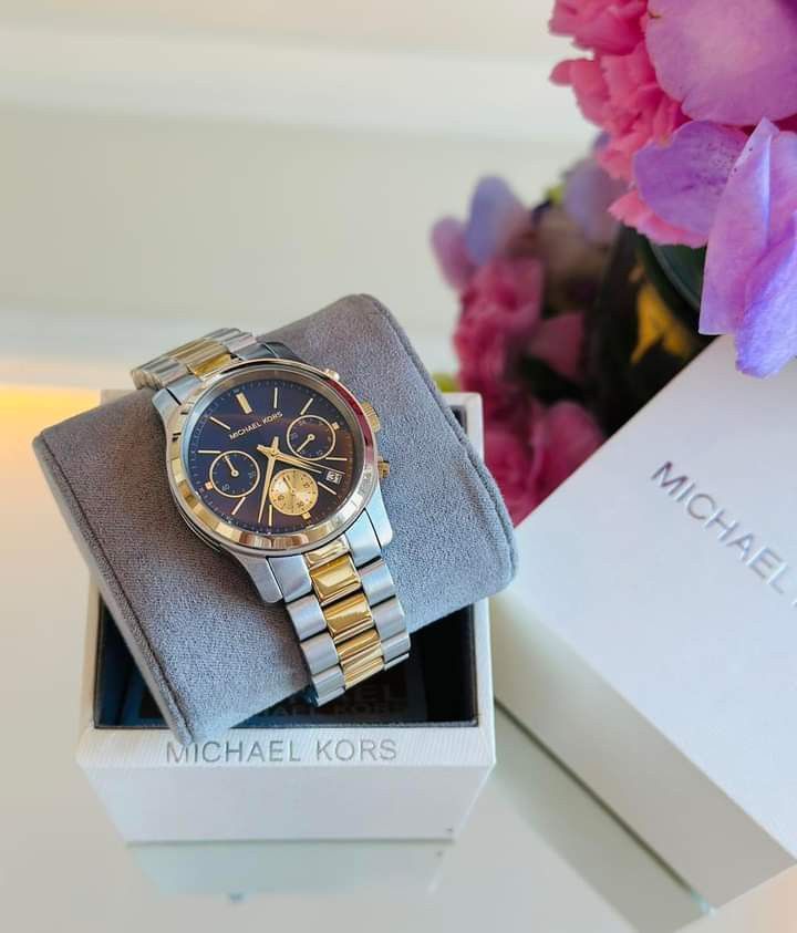 Authentic Michael Kors Watch Women s Fashion Watches Accessories Watches on Carousell