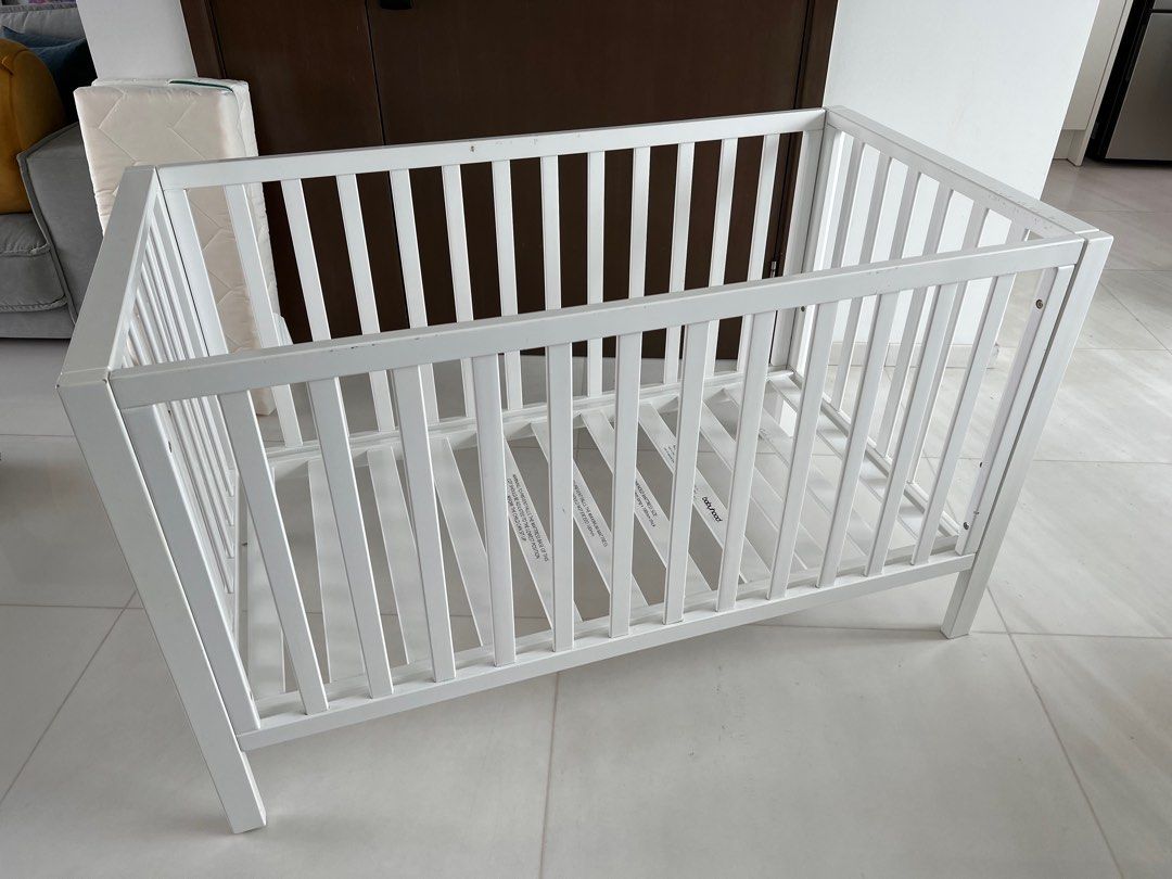 Babyhood Lulu Cot white, Babies & Kids, Baby Nursery & Kids Furniture