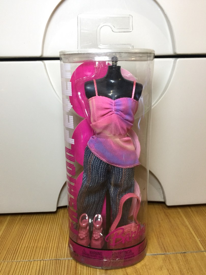 Barbie fashion fever pack, Hobbies & Toys, Toys & Games on Carousell