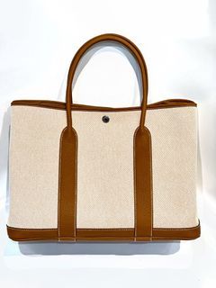 BNIB Hermes Garden Party 36 Gold and canvas (apricot inside)