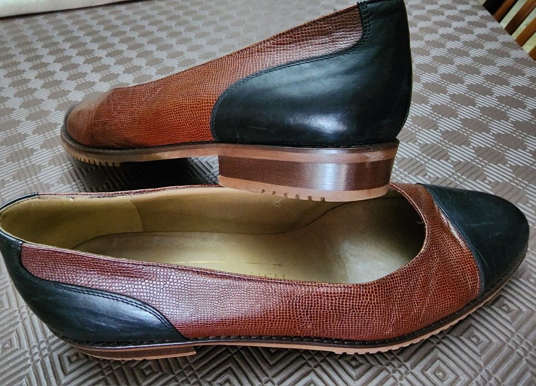 Bruno Magli, Women's Fashion, Footwear, Flats on Carousell