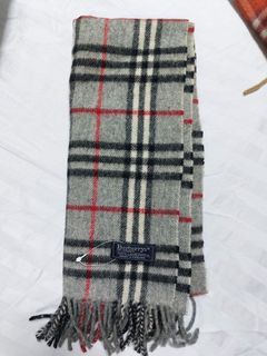 Burberry Scarf Lambswool (Authentic)
