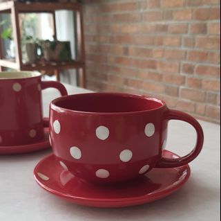 CANGKIR SET POLKADOT PROPERTI FOTO