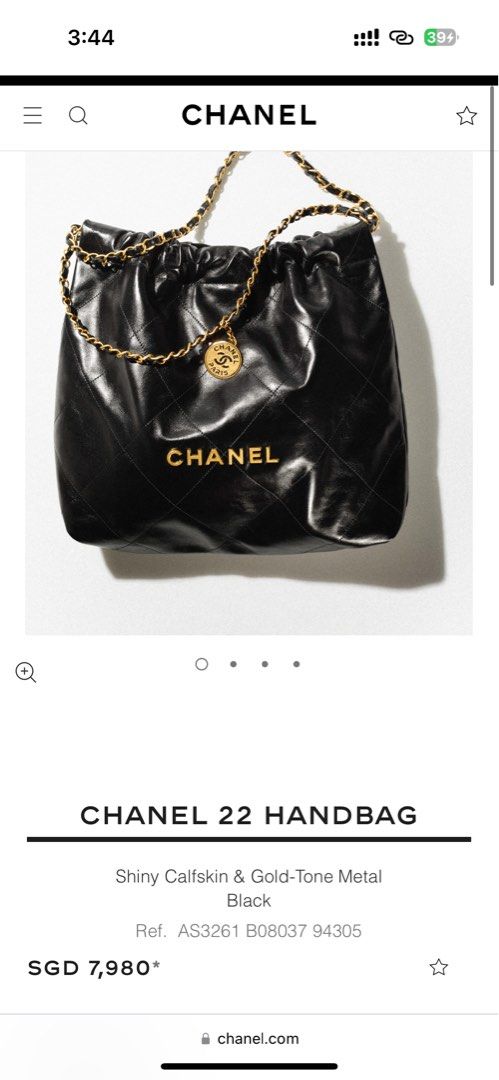 Chanel 22 Black with Gold GHW Medium, Women's Fashion, Bags & Wallets,  Shoulder Bags on Carousell