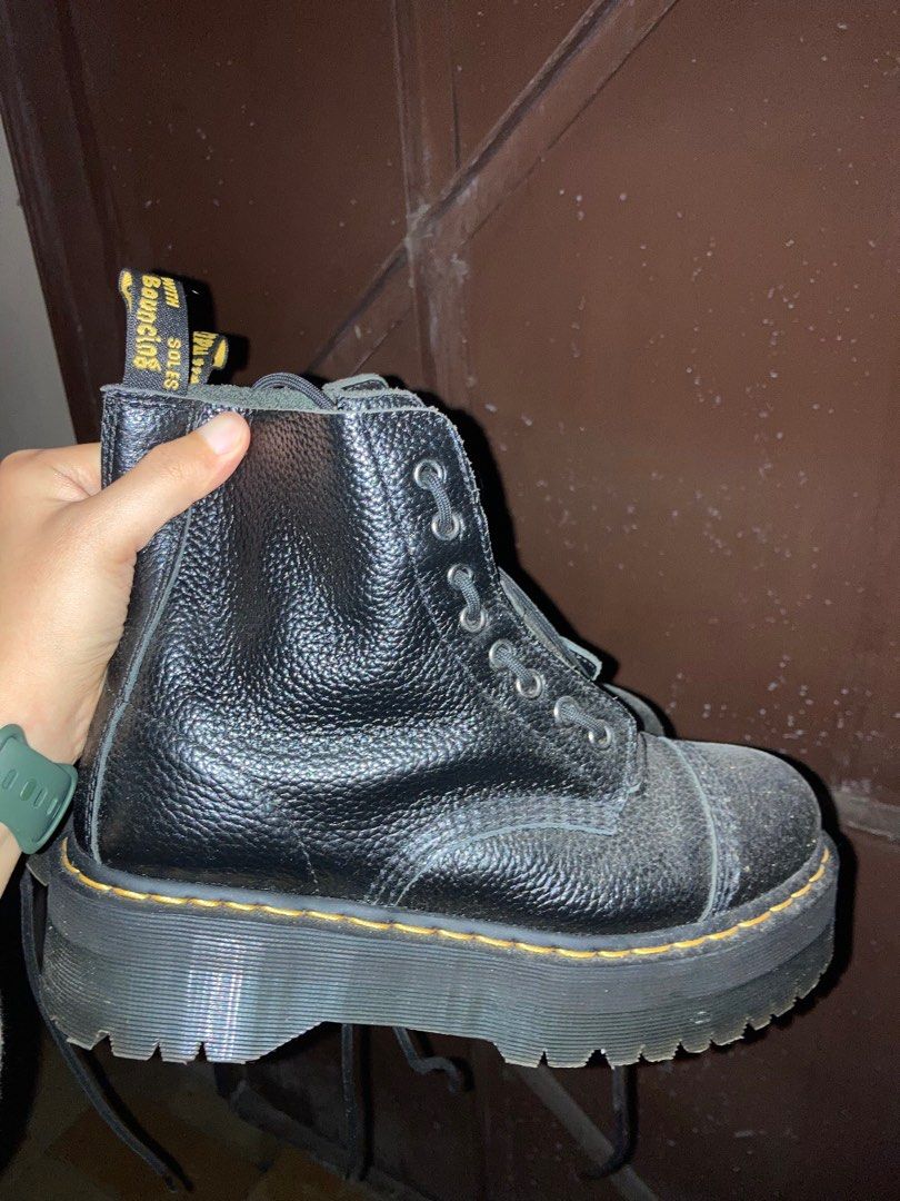 Dr Martens Sinclair EU39 Authentic, Women's Fashion, Footwear, Boots on  Carousell