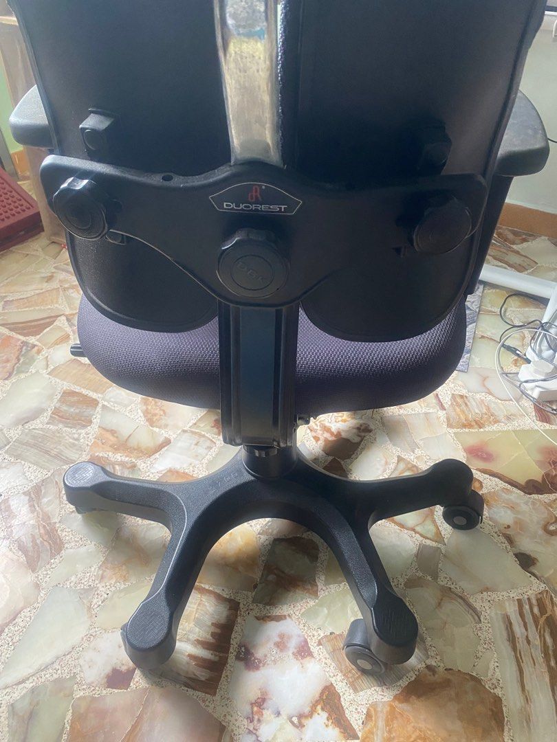 Ergonomic chair (Singapore Brand), Furniture & Home Living, Furniture