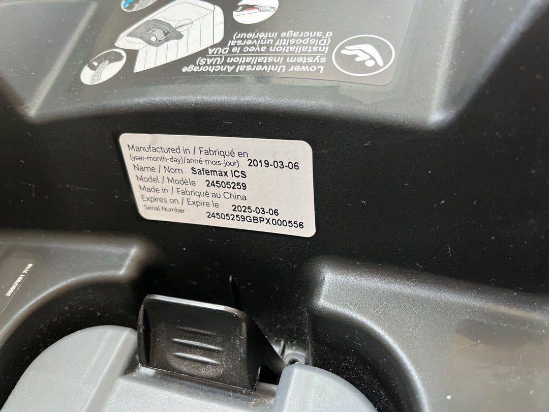 Evenflo car seat deals base safemax