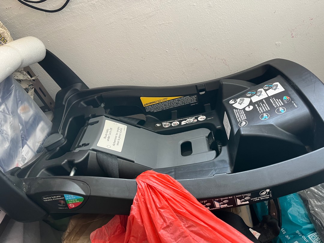 Evenflo SAFEMAX INFANT CAR SEAT BASE Babies Kids Going Out