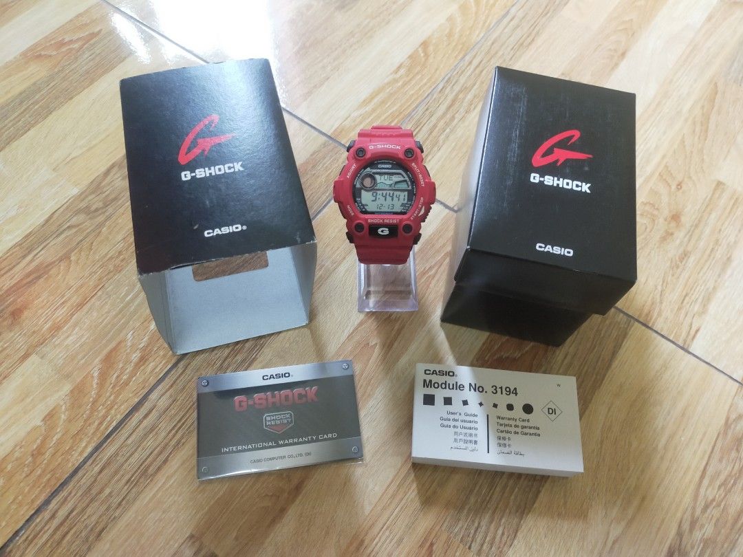 G7900a4 aka Mat Moto Men s Fashion Watches Accessories Watches on Carousell