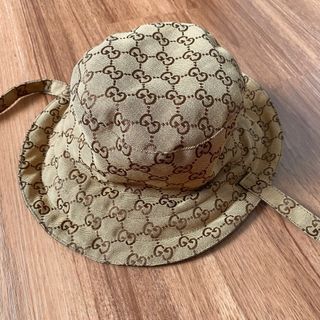 Gucci Reversible Bucket Hat in Beige