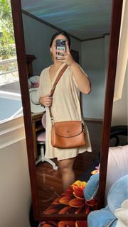 (Category: ) located in . Submitted by helloshopellie (Listing ID 1214442818, Image 1). Description: .