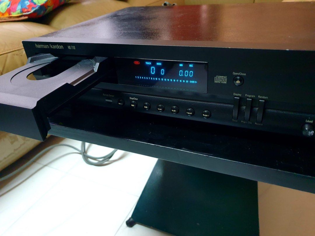 HARMAN/KARDON CD Player HD 710, Audio, Other Audio Equipment on Carousell