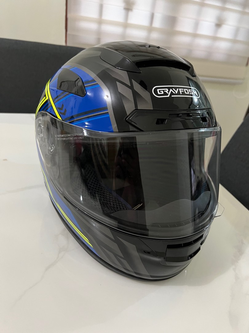 Helmet Full Face, Motorbikes on Carousell