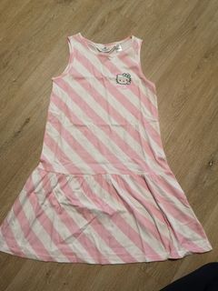 (Category: ) located in . Submitted by randomblogshop (Listing ID 1214458735, Image 1). Description: .