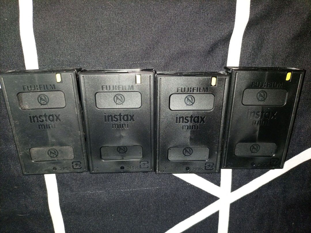 INSTAX MINI FILM CARTRIDGE (Category: Cameras) located in Trece Martires City. Submitted by garciaverm13676 (Listing ID 1214431841, Image 1). Description: 7 pcs. ON HAND FUJIFILM INSTAX MINI FILM CARTRIDGE. 5 pesos each MOP: COD via Shopee/ GCASH MOD: JnT/LBC/Shopee Checkout.