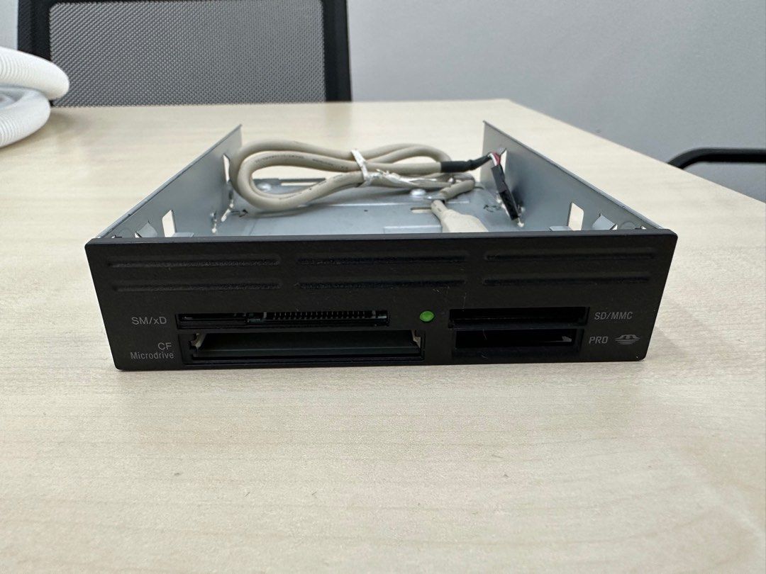 Internal Multi Card Reader, Computers & Tech, Desktops on Carousell