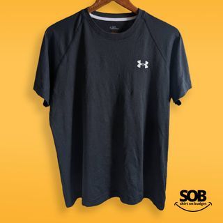 Kaos baju t-shirt cowok Under Armour
•Size: (P66XL54)
•Kondisi: 7.5/10