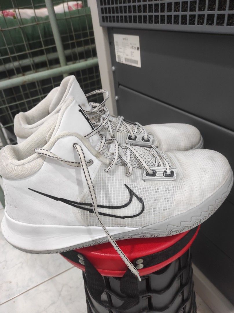 Kyrie flytrap 2024 1 white