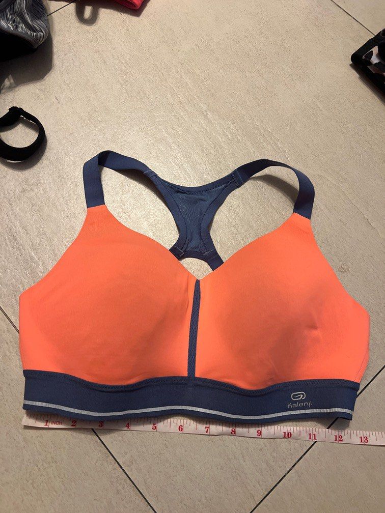 Kalenji sports bra, Women's Fashion, Activewear on Carousell