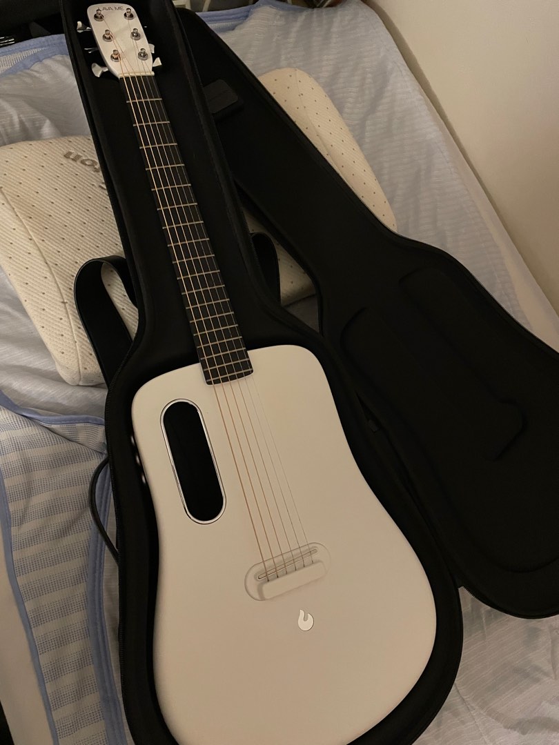 Lava Me 2 Guitar, Hobbies & Toys, Music & Media, Musical Instruments on ...
