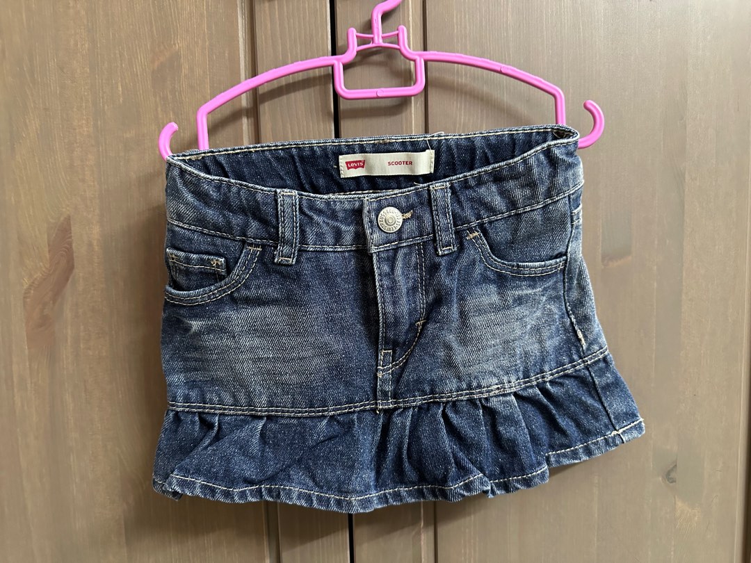 Levi's online scooter skirt
