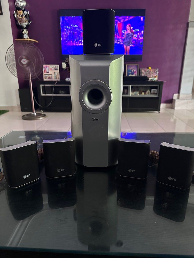 LG subwoofer and 5 surround, Audio, Soundbars, Speakers & Amplifiers on