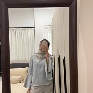 Loose blouse