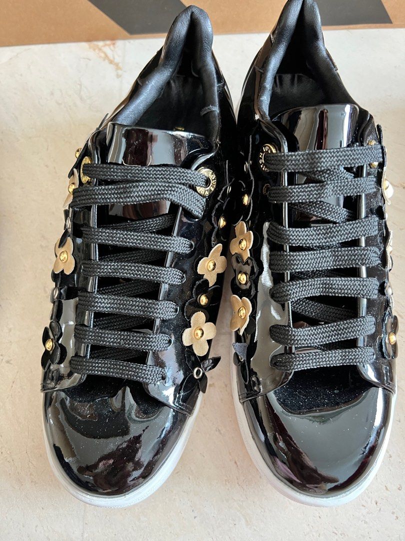 Louis Vuitton Black Patent Leather Frontrow Blossom Floral Embellished Low  Top Sneakers Size 40 Louis Vuitton