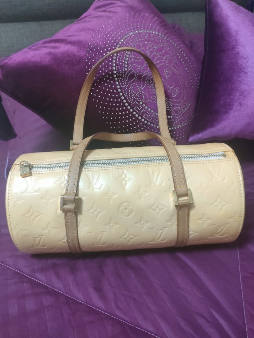 Authentic Louis Vuitton Monogram Vernis Bedford LV Bag, Women's Fashion,  Bags & Wallets, Purses & Pouches on Carousell