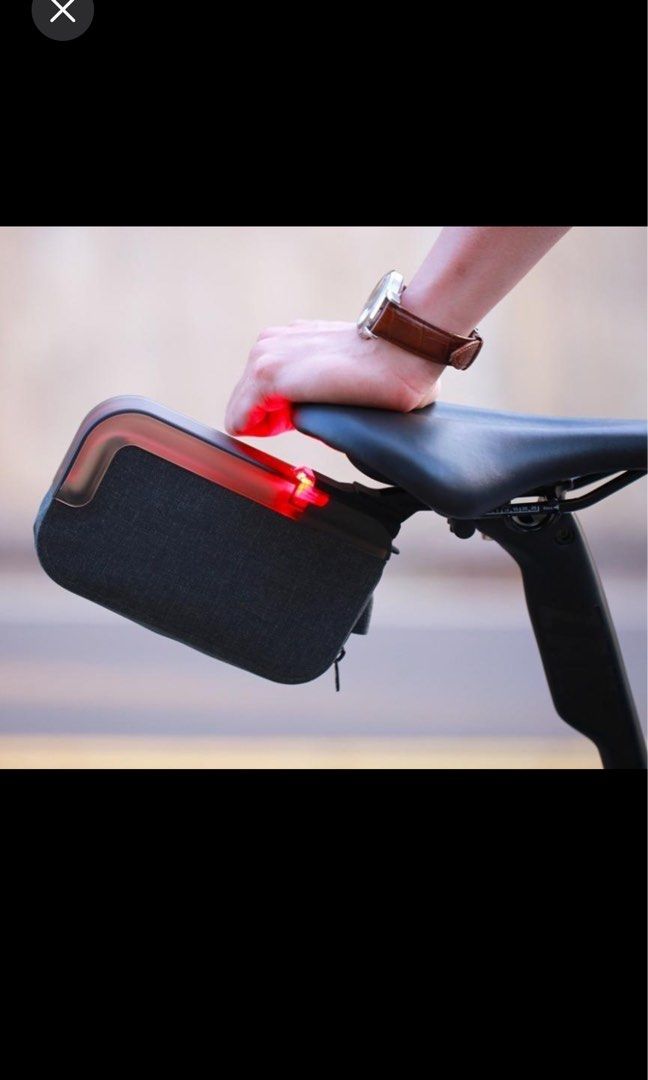 LUMIS Bicycle Rear Saddle bag with lights, Sports Equipment, Bicycles & Parts, Parts