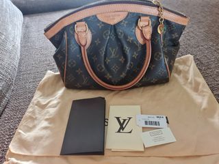 Tivoli Damier Ebene pm size bag, Luxury, Bags & Wallets on Carousell