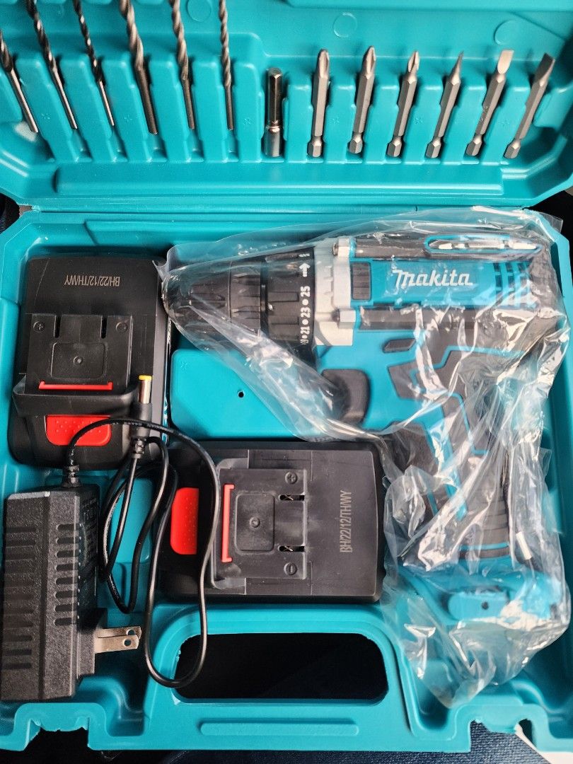 Makita Cordless Drill, Commercial & Industrial, Construction Tools