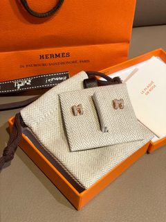 （分類：）位於 。 由 1sellthingsss 提交（商品編號 1214520087，圖片 1）。簡介： 。