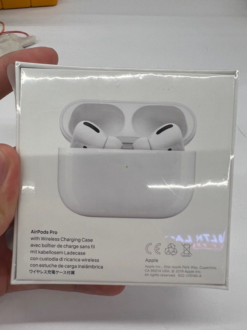 [NEW] APPLE AIRPODS PRO (1 YEAR WARRANTY APPLE), Mobile Phones
