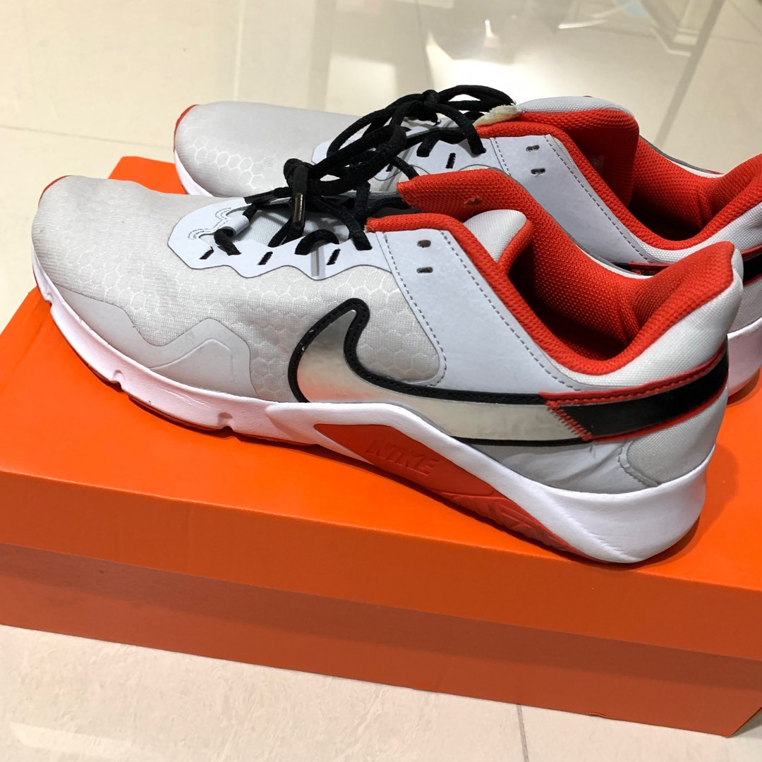 nike legend essential 2 gold