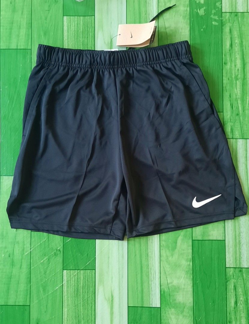Nike men's training shorts, Men's Fashion, Activewear on Carousell